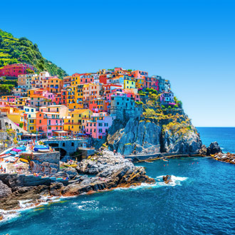 Kleurrijke stad in de bergen van Cinque Terre, Italie