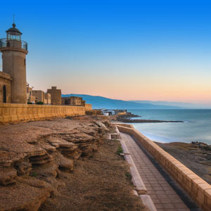 Zonsopgang aan de kust van Roquetas de Mar, Spanje