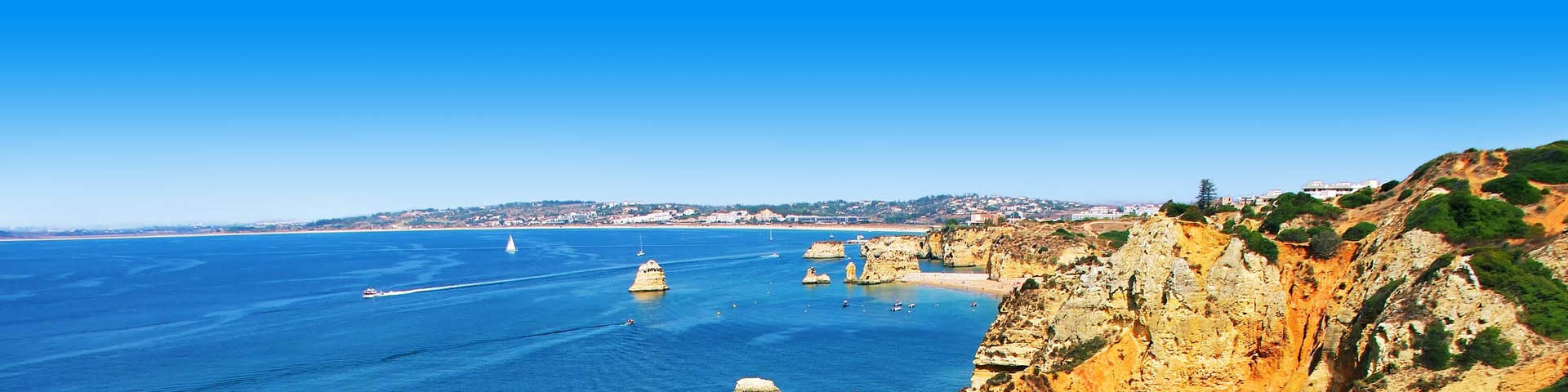 Prachtige rotsachtige kust in Portugal